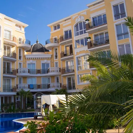 Marea Suites, нов стилно обзаведен в комплекс Messembria Palacе Σάνι Μπιτς