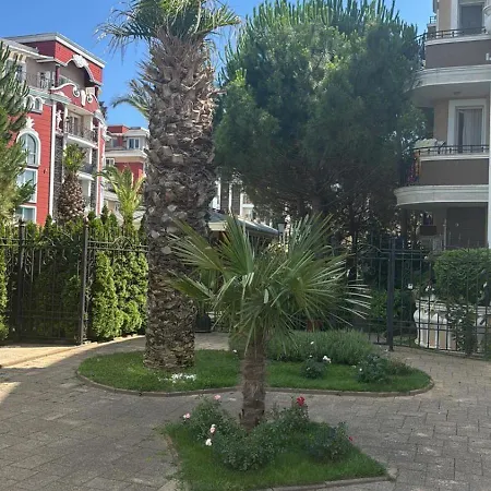 Marea Suites, нов стилно обзаведен в комплекс Messembria Palacе Appartement Sunny Beach